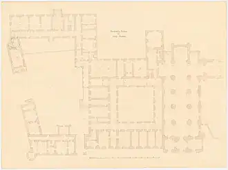 Palace floor plan of the ground floor; Water supply highlighted blue, scale strip without scale, references to other leaves of the construction recording