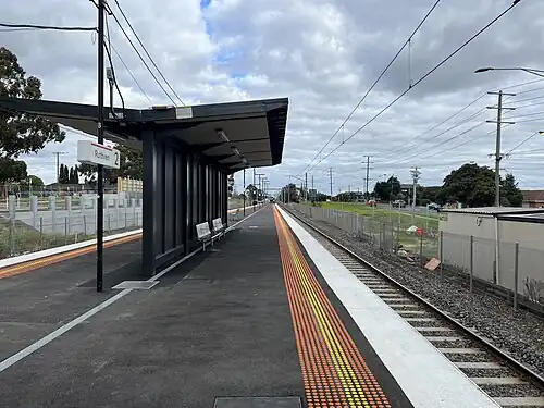 Southbound view from Ruthven station platform 2