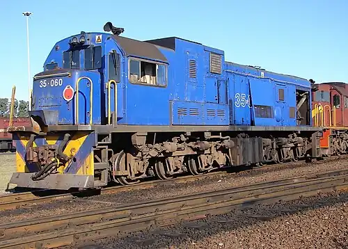 No. 35-060 in Spoornet blue livery and without a saddle hood, Bellville, Cape Town, 26 April 2009