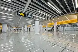 Underground concourse (western side of paid area)