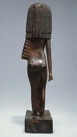 Statuette of the lady Tiye MET 41.2.10 02