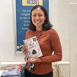 Sunyi Dean, May 2023