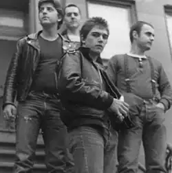 Picture of the Effigies from 1982