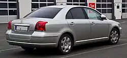 Saloon (pre-facelift)