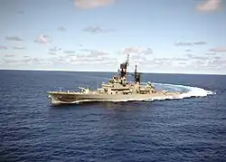 Reeves executing a high speed starboard turn. (1991)