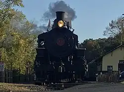 No. 40 pulling a tourist excursion train into Deep River, Connecticut, on October 22, 2021