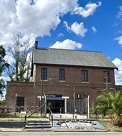 View of the Villa de Mayo train station