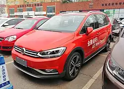 Front-three-quarter view; similar in appearance to the 2010 facelift of the first generation