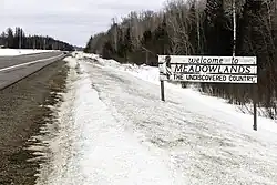 Welcome to Meadowlands sign